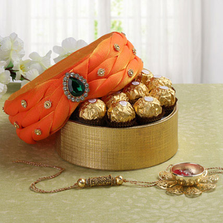 Illustration for article titled Celebrate Rakhi Beyond Miles: From India To The USA